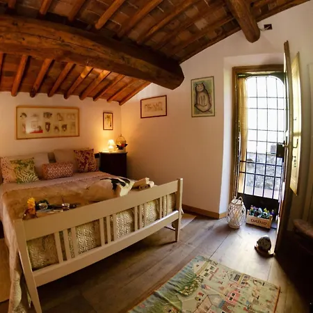 Holiday home Typical Tuscan Old Stone House Lucca